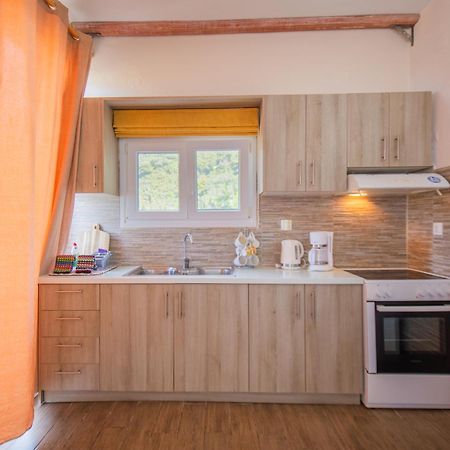 Villa- Nefeli Agios Gordios  Eksteriør billede