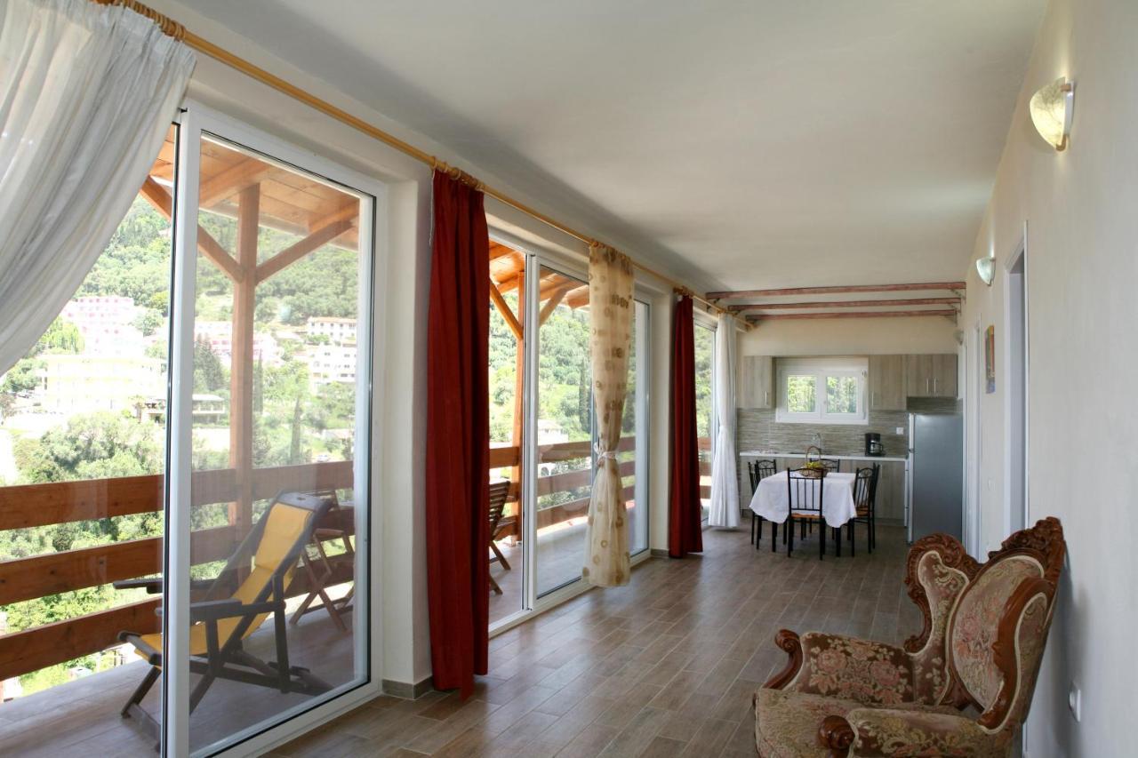 Villa- Nefeli Agios Gordios  Eksteriør billede
