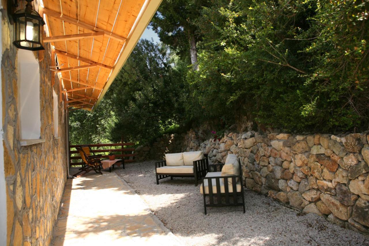 Villa- Nefeli Agios Gordios  Eksteriør billede