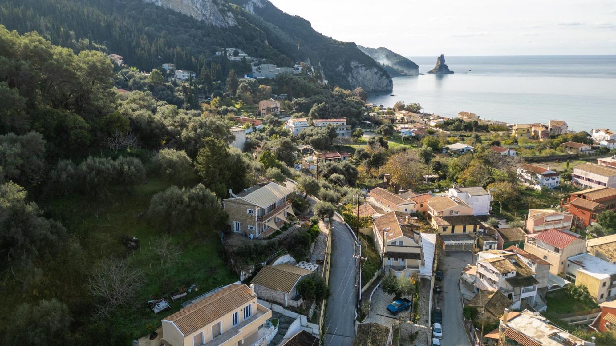Villa- Nefeli Agios Gordios  Eksteriør billede